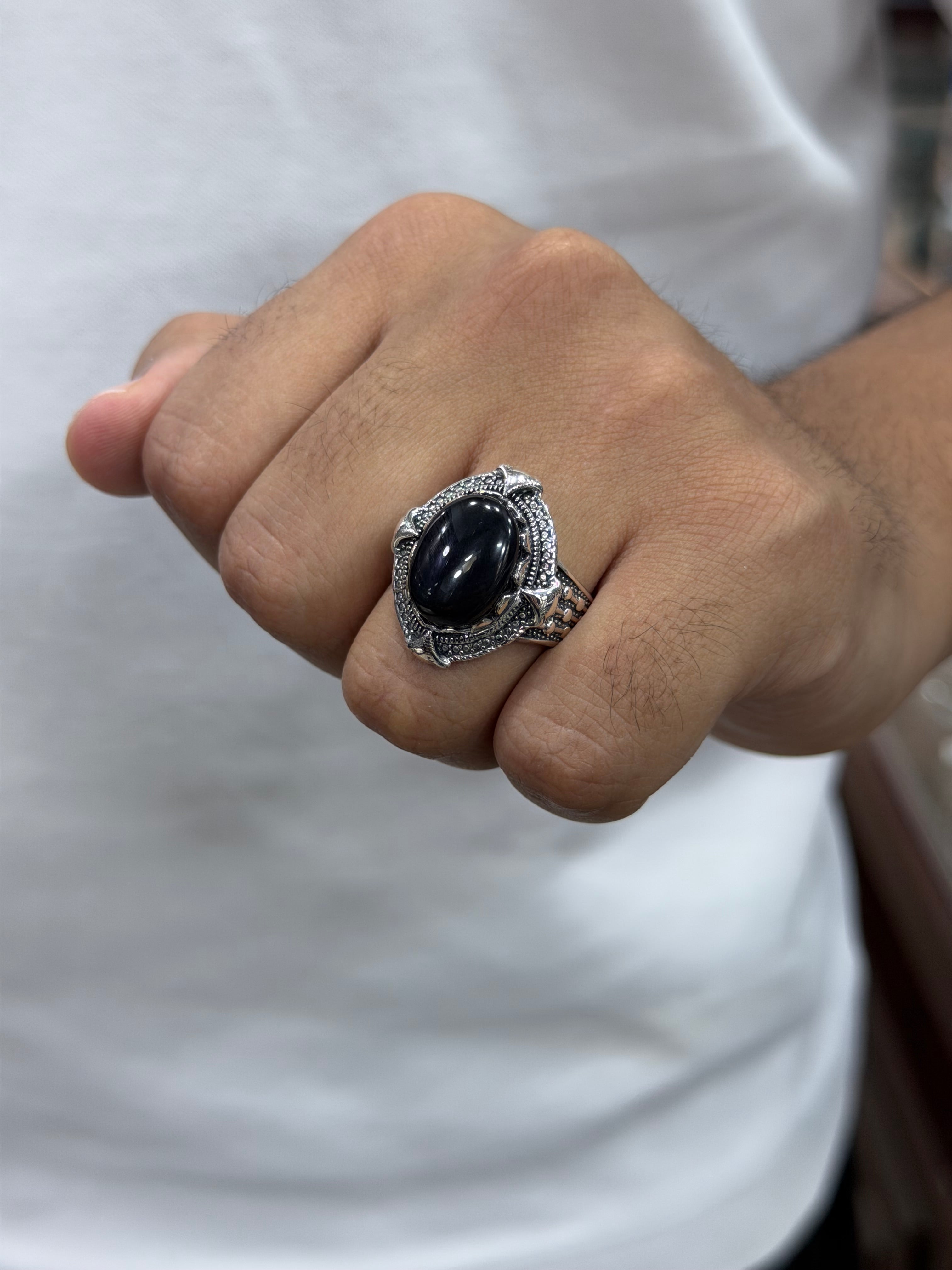 Onyx Emperor Ring – 925 Silver