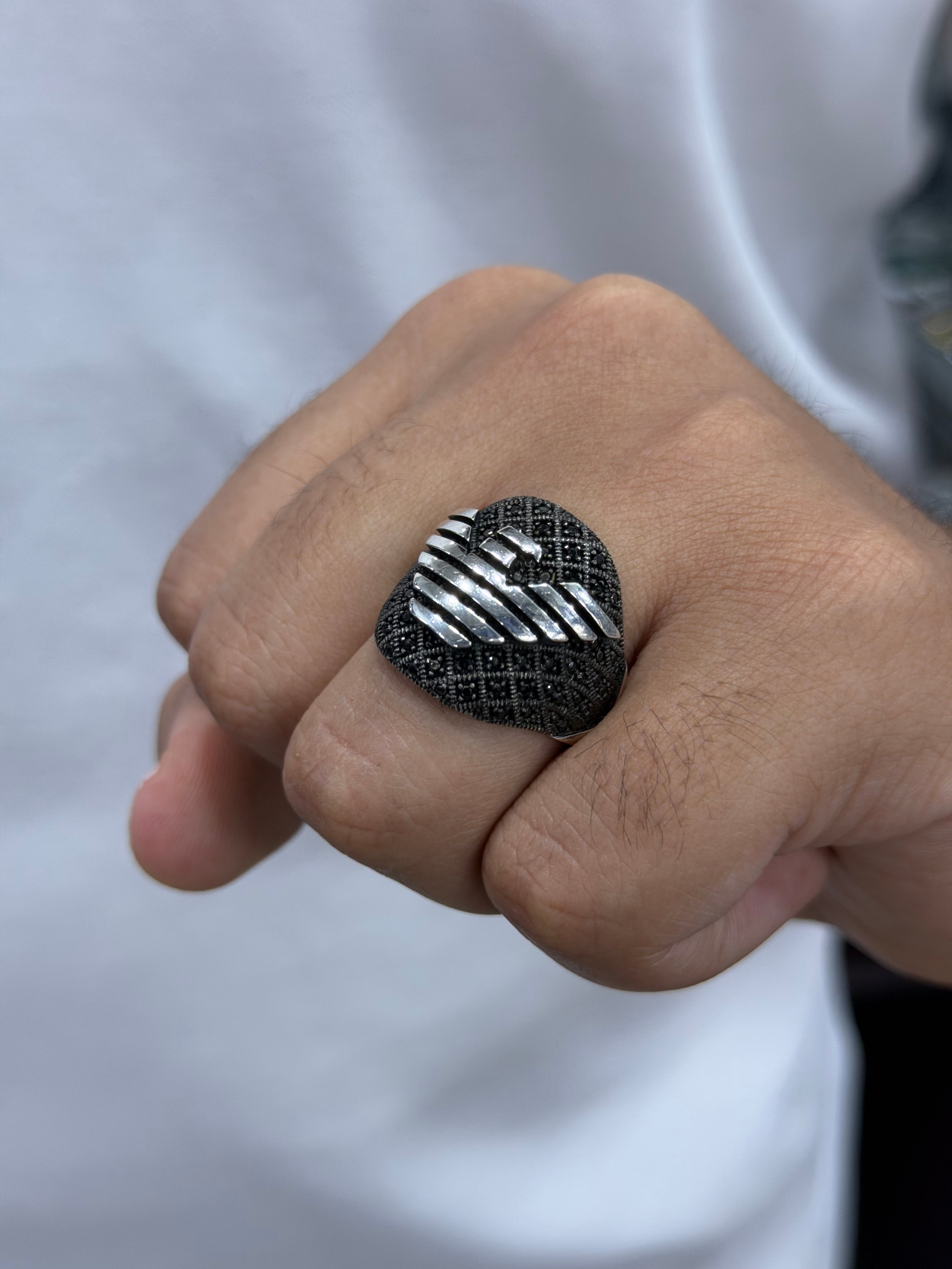 Obsidian Edge Ring – 925 Silver