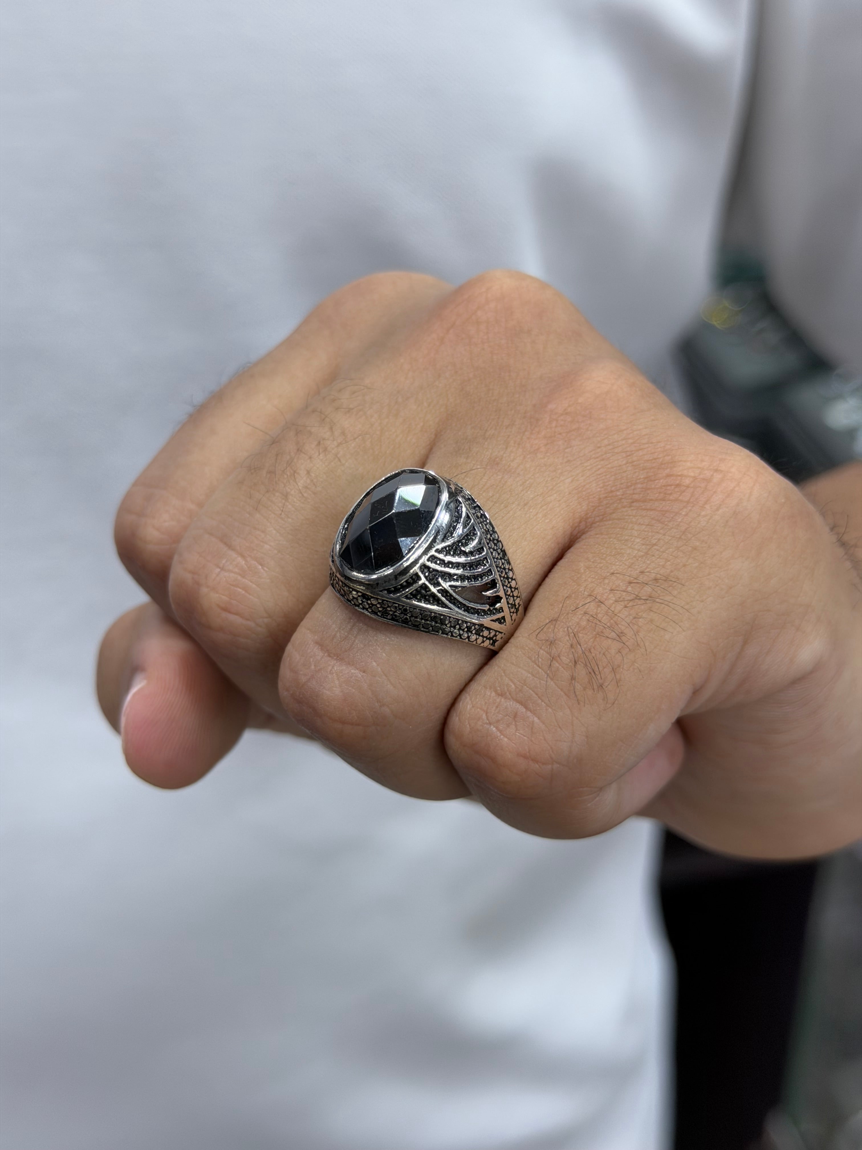Obsidian Edge Ring – 925 Silver