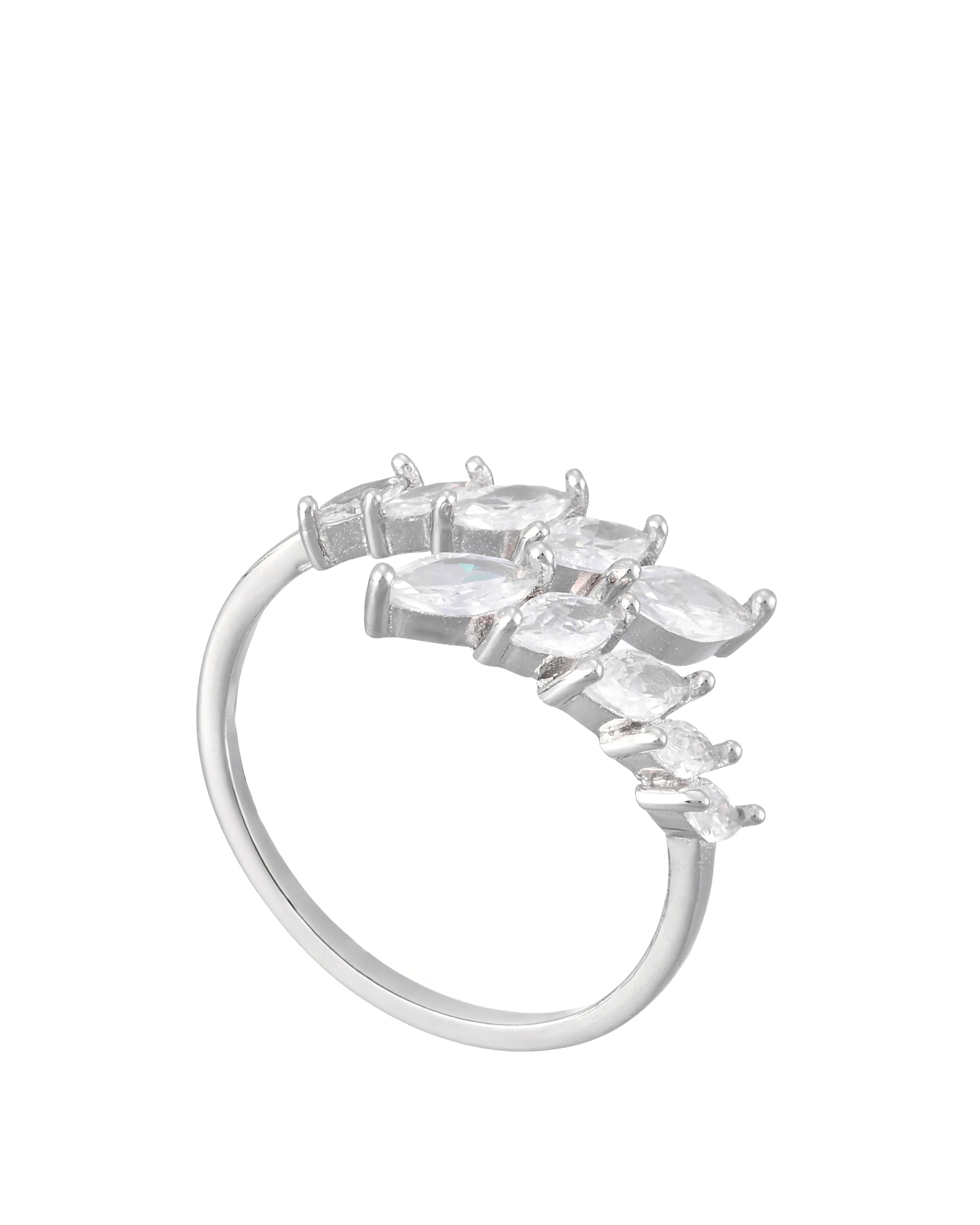 Empress Petal Ring “free size”