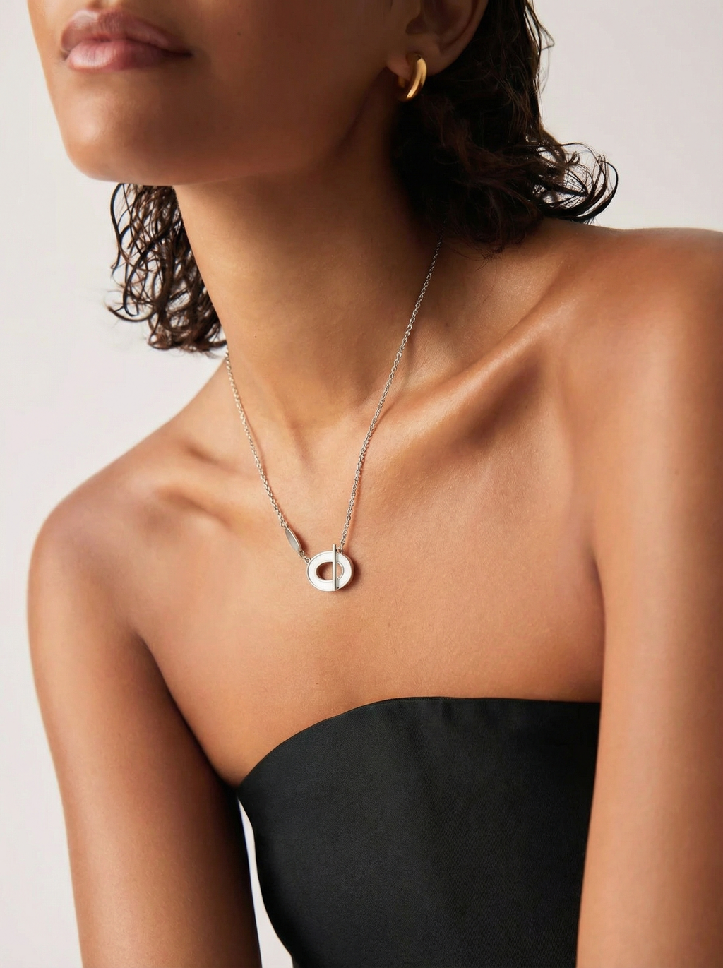 Circle Bar Pendant Necklace
