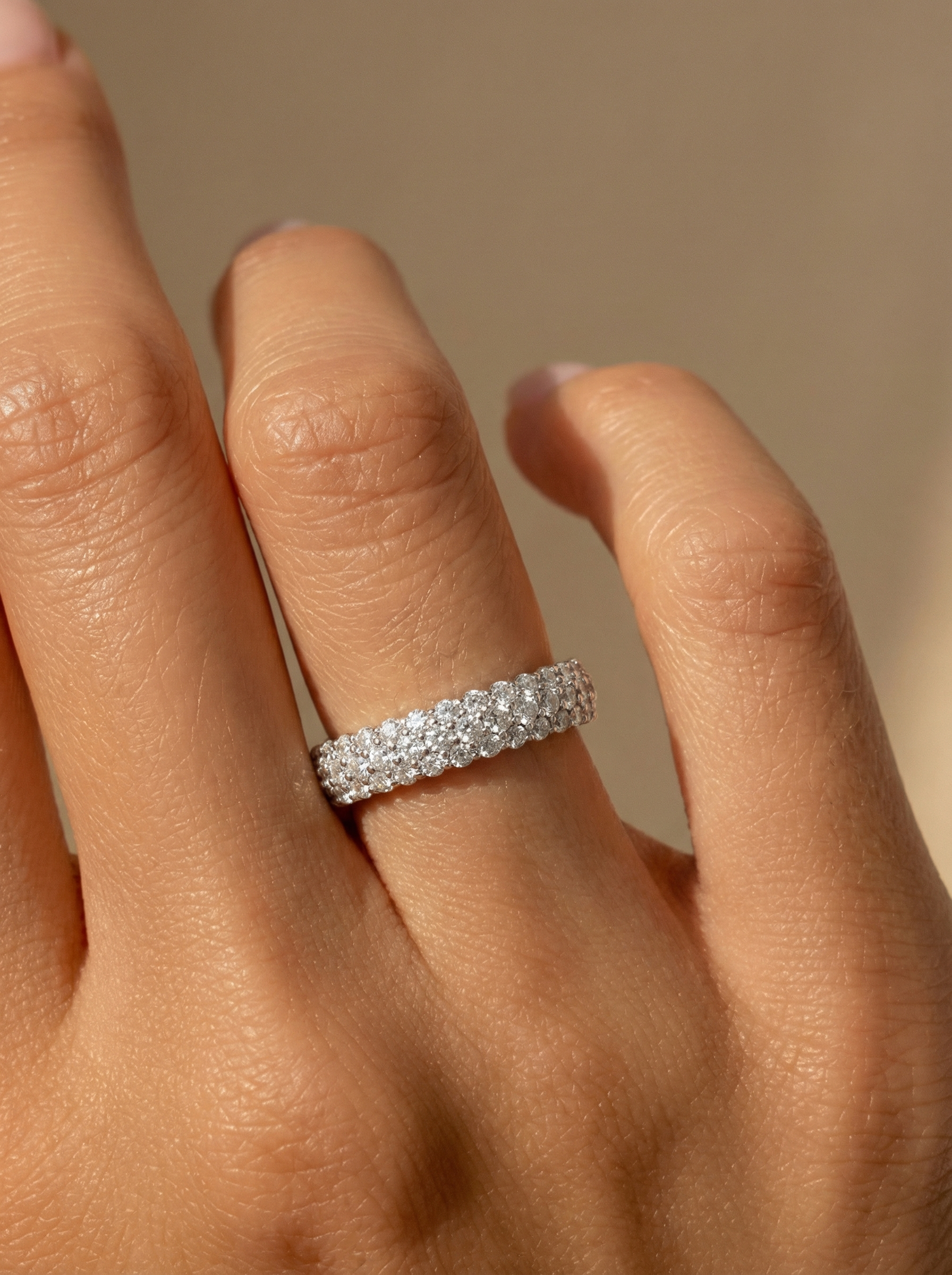 Aura Band Ring
