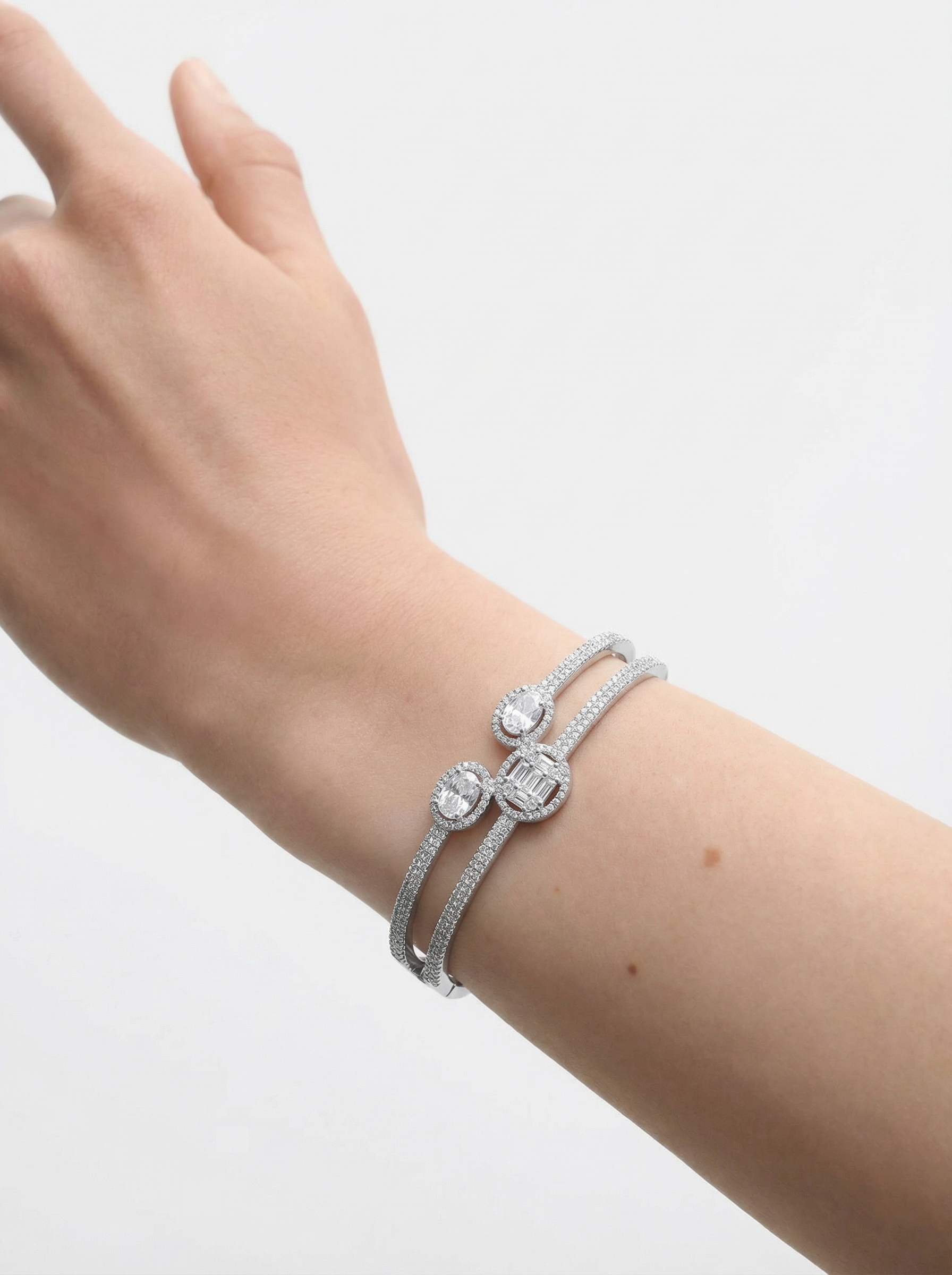 Twin Bangle